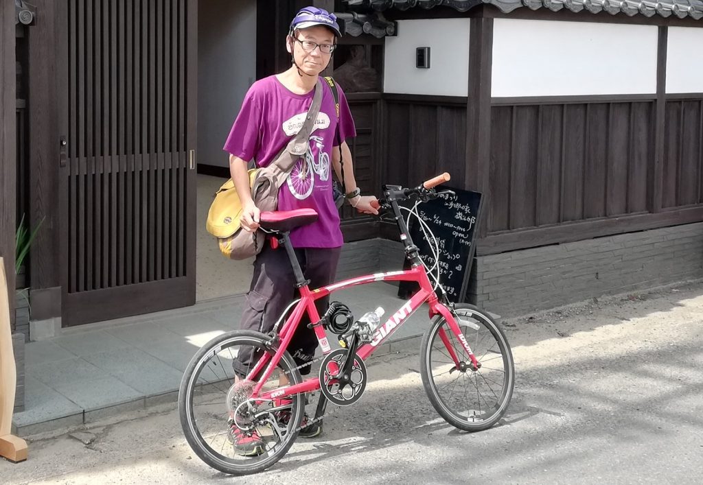 English tour guide Tokyo Backstreets Bike Tour