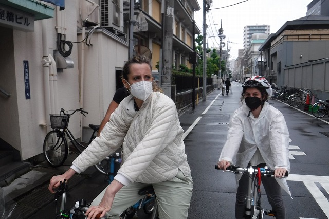 自転車　裏路地　Tokyo Backstreets Bike Tour　ツアー サイクリング　ポタリング　東京　下町　江戸　町歩き　クルーズ ブロンプトン　Brompton レンタサイクル　浅草　