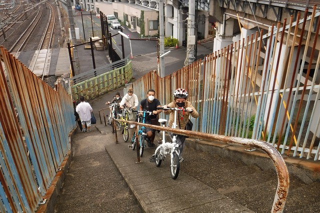 自転車　裏路地　Tokyo Backstreets Bike Tour　ツアー サイクリング　ポタリング　東京　下町　江戸　町歩き　クルーズ ブロンプトン　Brompton レンタサイクル　浅草　
