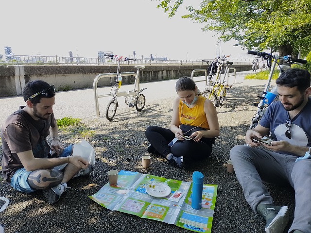 自転車　裏路地　Tokyo Backstreets Bike Tour　ツアー サイクリング　ポタリング　東京　下町　江戸　町歩き　クルーズ ブロンプトン　Brompton レンタサイクル　浅草　