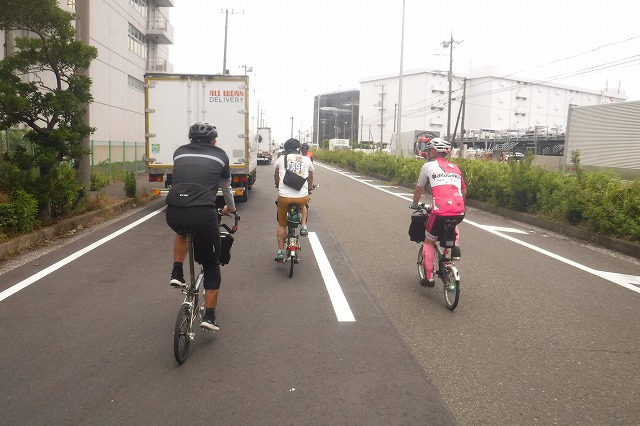 自転車　裏路地　Tokyo Backstreets Bike Tour　ツアー サイクリング　ポタリング　東京　下町　江戸　町歩き　クルーズ ブロンプトン　Brompton 