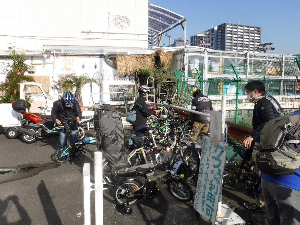 自転車　裏路地　Tokyo Backstreets Bike Tour　ツアー サイクリング　ポタリング　東京　下町　江戸　町歩き　クルーズ ブロンプトン　Brompton レンタサイクル　浅草　水上バス　ミニベロ